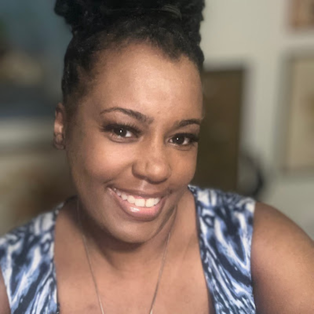 Meet your Posher, Kenisha
